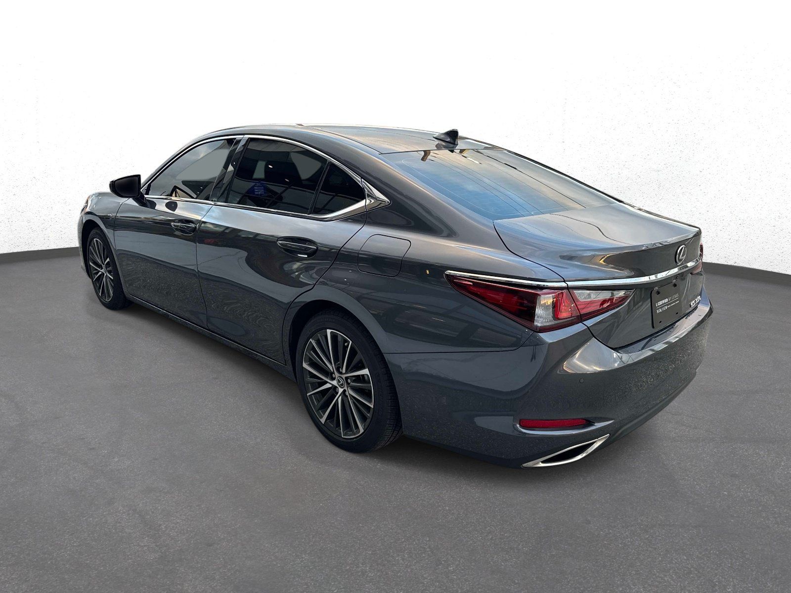 Certified 2025 Lexus ES 350 w/ Premium Package FWD image 5