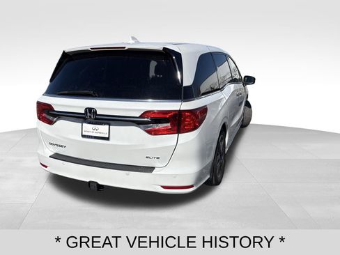 Used 2023 Honda Odyssey Elite image 5