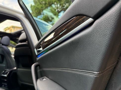 Used 2020 BMW 530i w/ Convenience Package RWD image 59