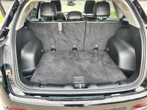 Used 2022 Jeep Compass Latitude FWD image 20