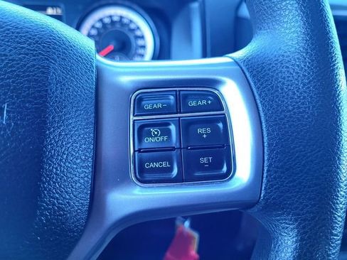 Used 2022 RAM 1500 Classic SLT RWD image 24