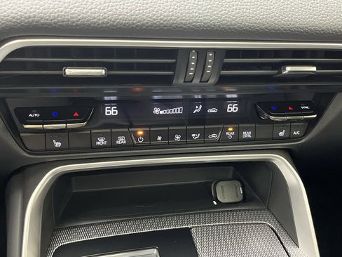 Certified 2025 MAZDA CX-90 Plug-In Hybrid w/Premium Sport image 24