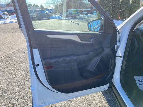 Certified 2022 Ford Escape SE w/ Convenience Package image 22