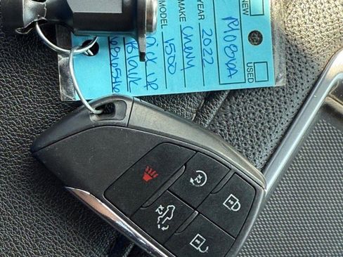 Used 2022 Chevrolet Silverado 1500 LTZ w/ Z71 Off-Road Package image 24