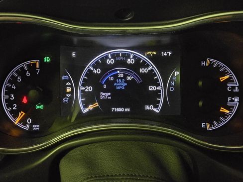 Used 2021 Jeep Grand Cherokee Trailhawk w/ Trailhawk Luxury Group image 23