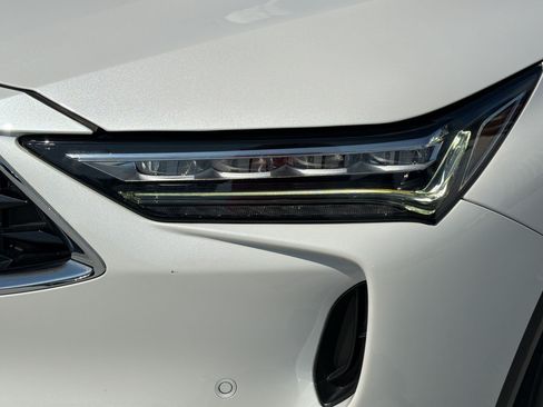 Used 2023 Acura MDX FWD w/ Technology Package image 11