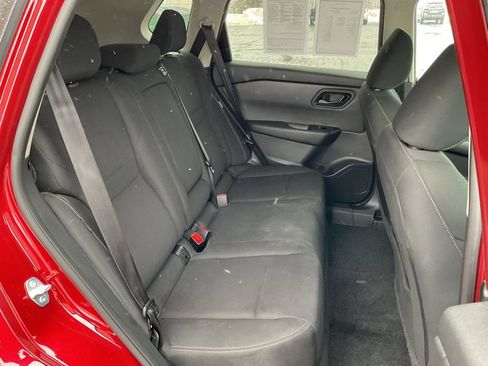 Used 2025 Nissan Rogue S AWD/4WD image 19
