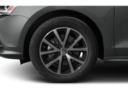 Used 2015 Volkswagen Jetta SE image 11