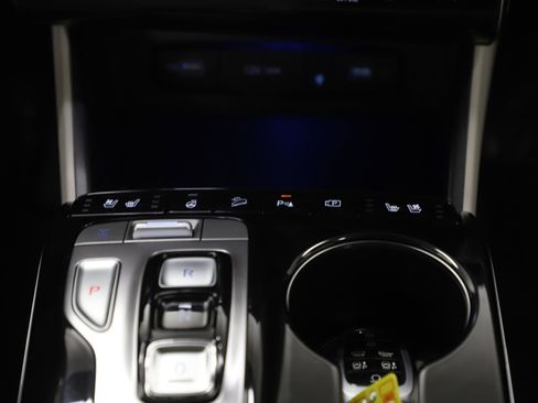 Used 2024 Hyundai Tucson Limited image 19