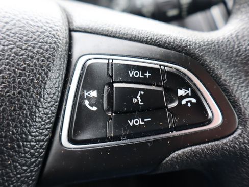 Used 2016 Ford Focus SE FWD image 30