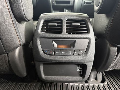 Used 2022 Honda Pilot TrailSport image 15