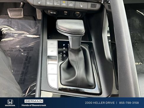 Used 2023 Hyundai Elantra Limited w/ Cargo Package FWD image 26