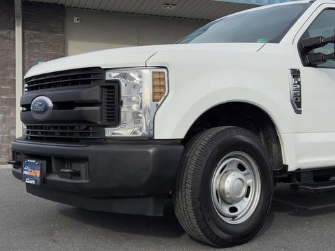 Used 2019 Ford F250 XL w/ Power Equipment Group image 37