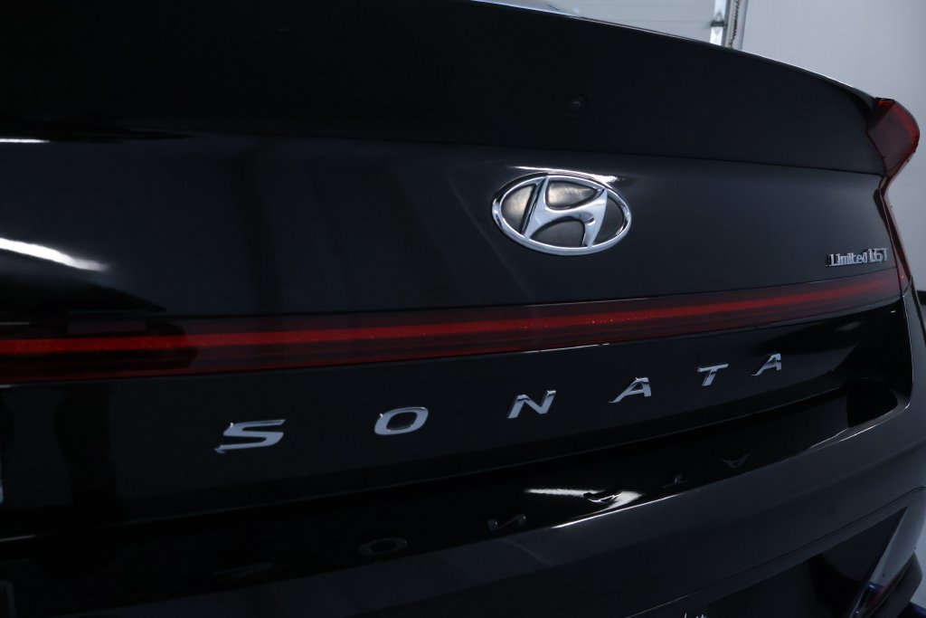 Used 2020 Hyundai Sonata Limited FWD image 10