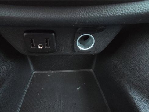 Used 2019 Chevrolet Traverse LT w/ LT Premium Package image 35