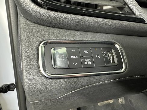 Used 2025 Buick Enclave Sport Touring w/ Trailering Package, 5000 lbs. AWD/4WD image 25