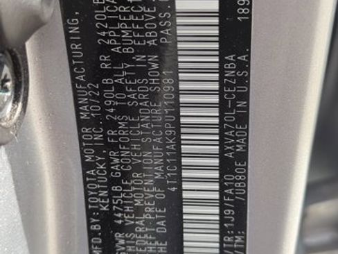 Used 2023 Toyota Camry LE FWD image 2