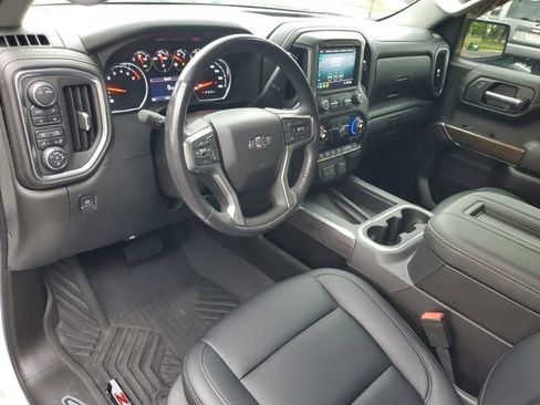 Used 2021 Chevrolet Silverado 1500 RST w/ Safety Package AWD/4WD image 6