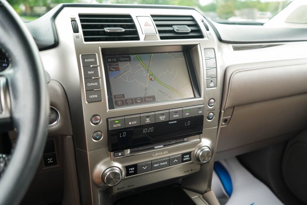 Used 2019 Lexus GX 460 w/ Navigation Package AWD/4WD image 7