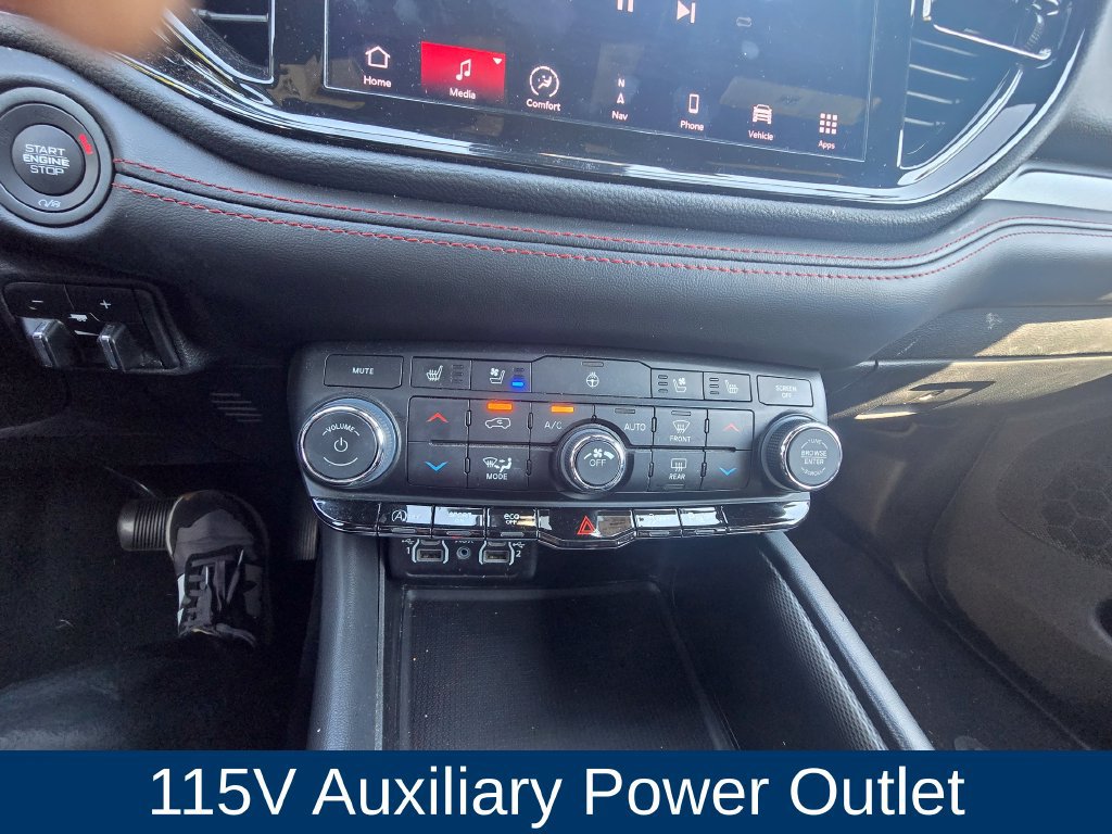Used 2024 Dodge Durango GT AWD/4WD image 31