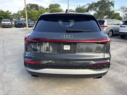 Used 2025 Audi Q5 Premium Plus AWD/4WD image 24