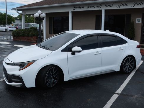 Used 2022 Toyota Corolla SE FWD image 12