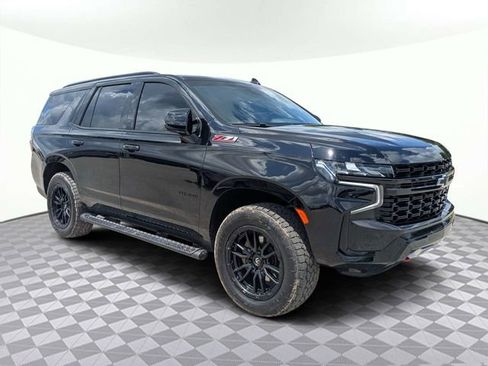 Used 2024 Chevrolet Tahoe Z71 w/ Luxury Package AWD/4WD image 2