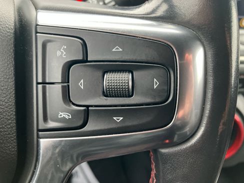 Used 2019 Chevrolet Blazer RS w/ Sun and Wheels Package image 18