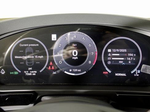 Used 2024 Porsche Cayenne S image 21