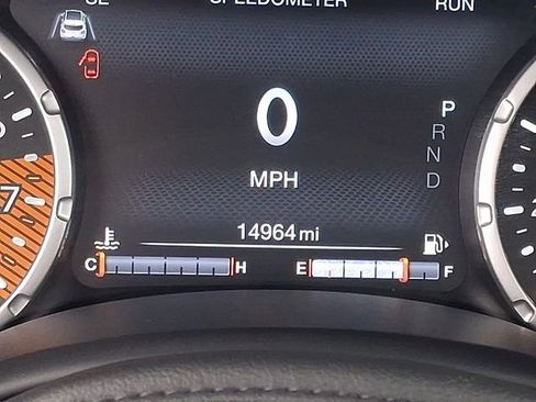 Used 2022 Jeep Renegade Latitude w/ Sun/Sound Group image 21