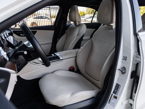 Used 2023 Mercedes-Benz C 300 Sedan image 22