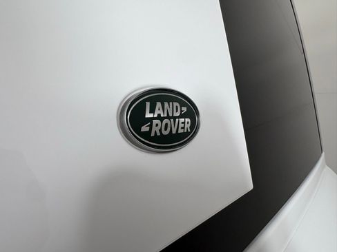 Used 2024 Land Rover Defender 110 S AWD/4WD image 9