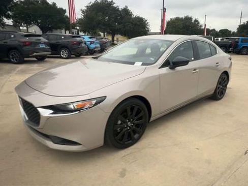 Used 2025 MAZDA MAZDA3 s FWD image 4