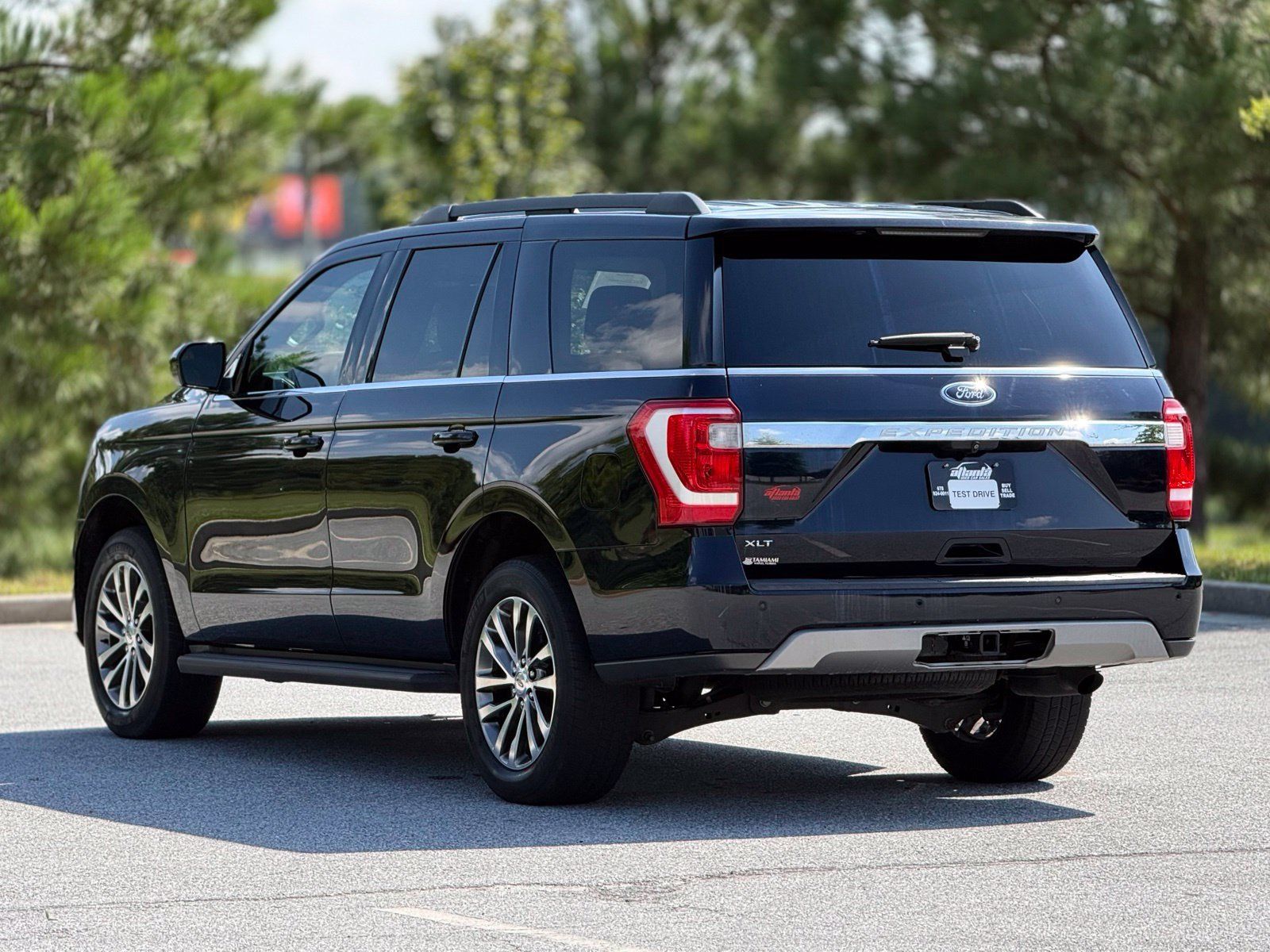 Used 2021 Ford Expedition XLT RWD image 10