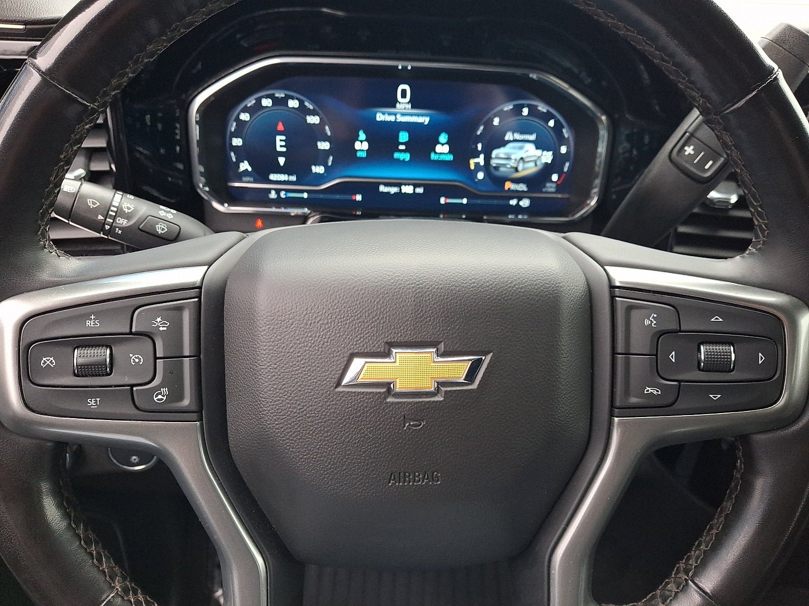 Used 2023 Chevrolet Silverado 1500 LT AWD/4WD image 20