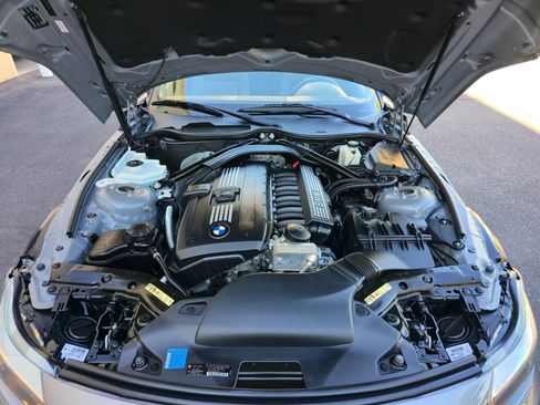 Used 2009 BMW Z4 sDrive30i image 30