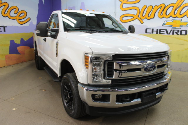 Used 2019 Ford F250 XLT w/ FX4 Off-Road Package AWD/4WD image 2