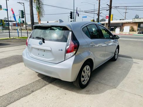 Used 2015 Toyota Prius C One FWD image 13
