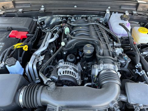 New 2025 Jeep Wrangler Sport S image 21