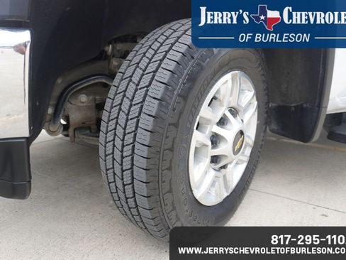 Used 2022 Chevrolet Silverado 2500 LT w/ Convenience Package AWD/4WD image 12