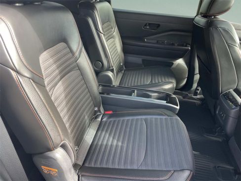 New 2026 Nissan Pathfinder Rock Creek image 17