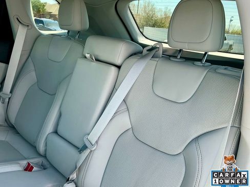 Used 2022 Jeep Cherokee Latitude Lux w/ Sun & Sound Group image 30