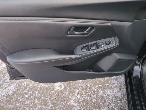 Used 2025 Nissan Sentra S image 20