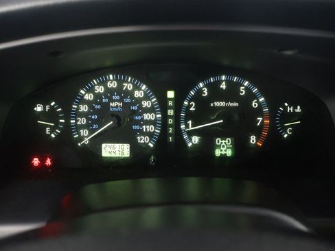 Used 2003 INFINITI QX4 4WD image 38