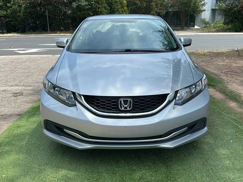 Used 2014 Honda Civic LX image 2
