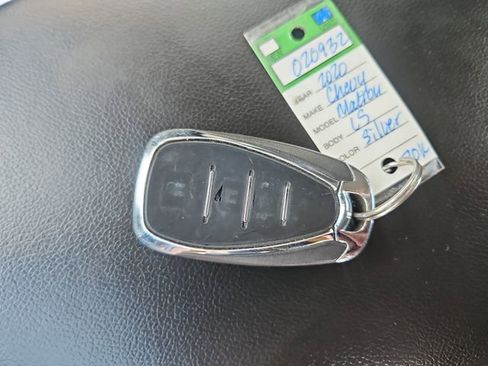 Used 2020 Chevrolet Malibu LS image 30