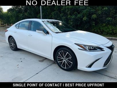 Certified 2025 Lexus ES 350 w/ Premium Package