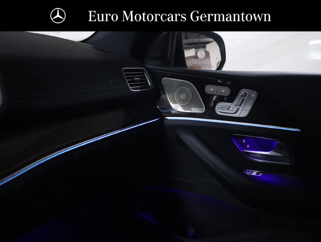 Used 2025 Mercedes-Benz GLS 450 4MATIC image 28