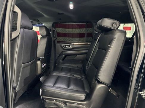 Used 2022 GMC Yukon XL SLE RWD image 11