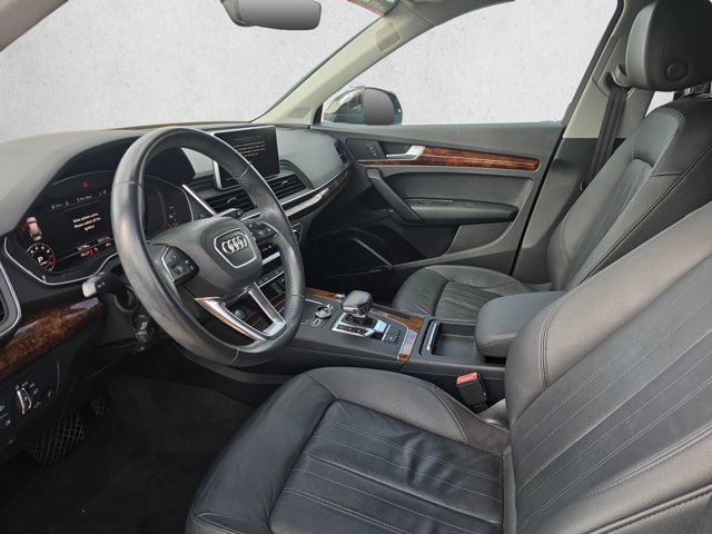 Used 2018 Audi Q5 2.0T Premium Plus w/ Premium Plus Package AWD/4WD image 10